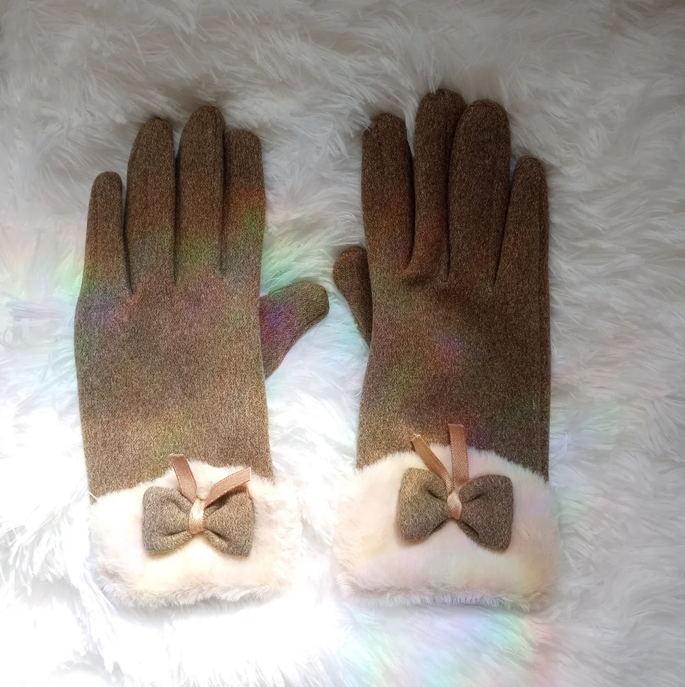 Elegant Khaki Brown Cream Gloves With Bows And Faux Fur Accents Vintage Style